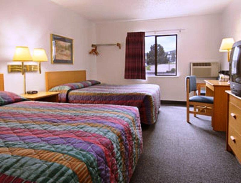 Super 8 By Wyndham Helena Motel Dış mekan fotoğraf